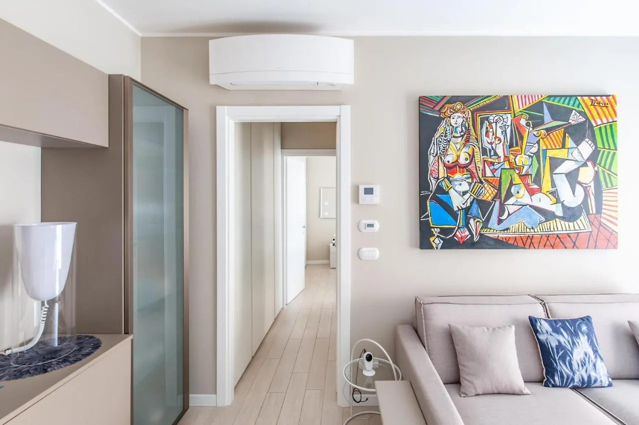 Easylife - Moderno Apt Con Terrazzo In Paolo Sarpi Milan Apartment